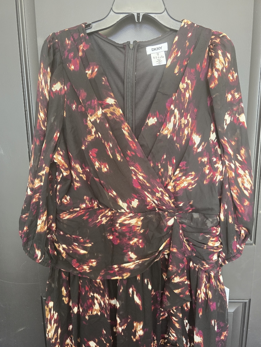 NWT DKNY Women’s Floral Wrap Dress Size 12 Black Long Sleeve Ruffle Midi Dress - Picture 4 of 11